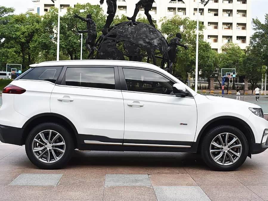 GEELY Boyue 2019 car image #5