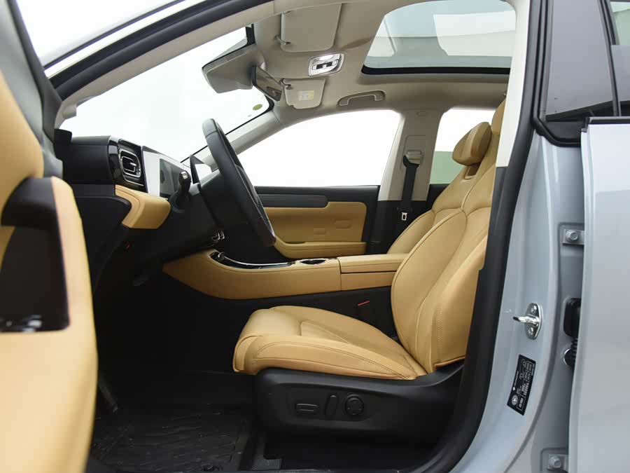 Leapmotor C11 2025 #5 Leapmotor C11 2025 car image #5