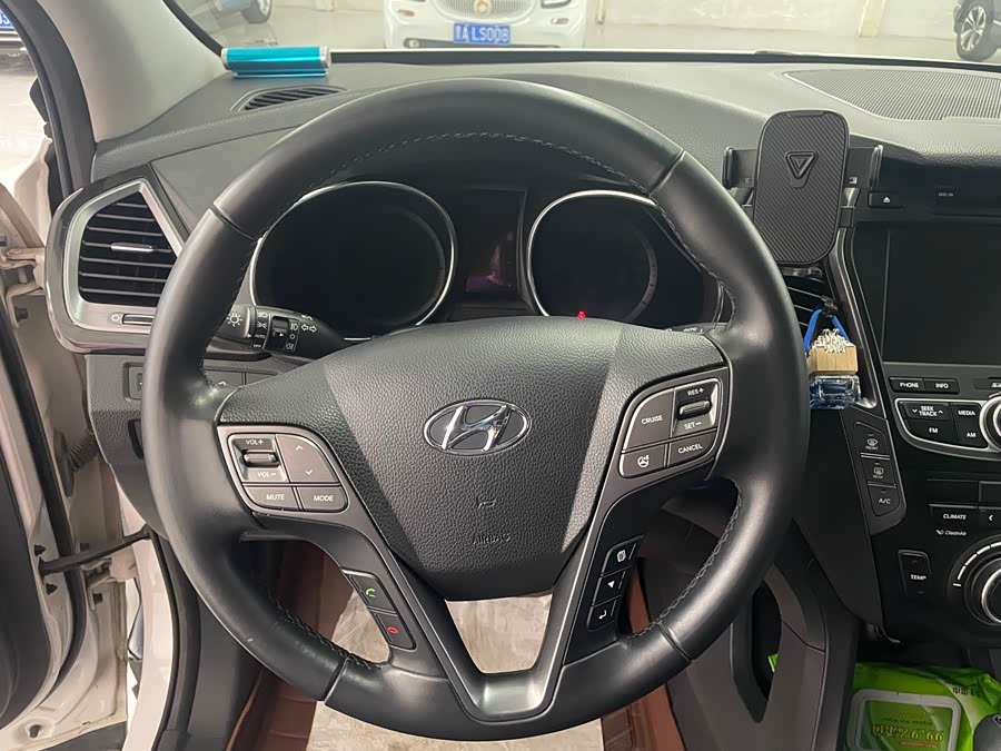 Hyundai Santa Fe (Imported) 2013 #5 Hyundai Santa Fe (Imported) 2013 car image #5