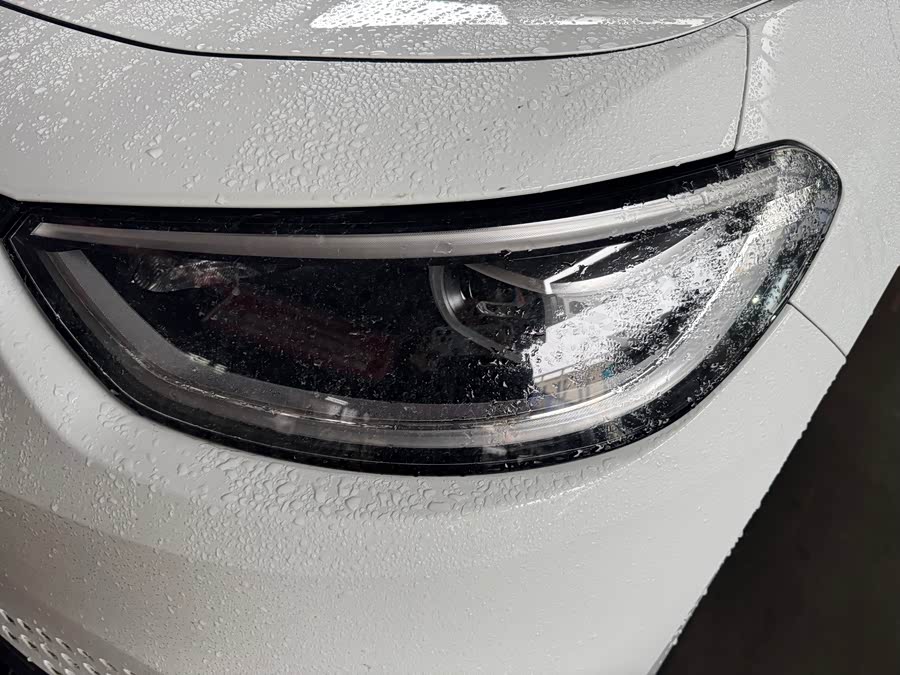 Volkswagen ID.3 2024 immagine di auto #5