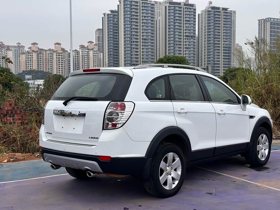 Chevrolet Captiva 2013 car image #5