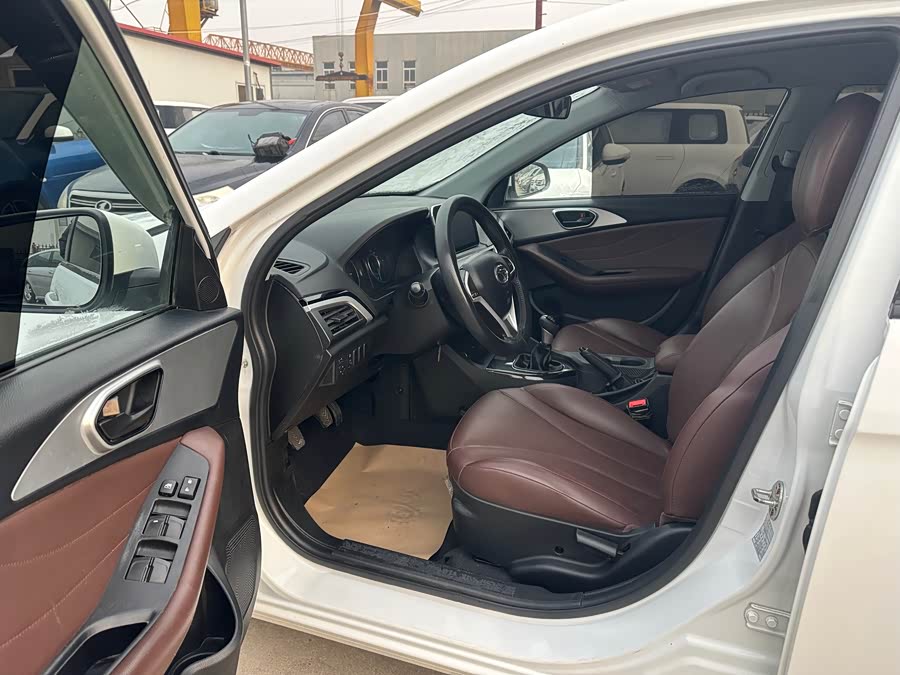 Soueast A5 Wing Dance 2019 #5 Soueast A5 Wing Dance 2019 car image #5