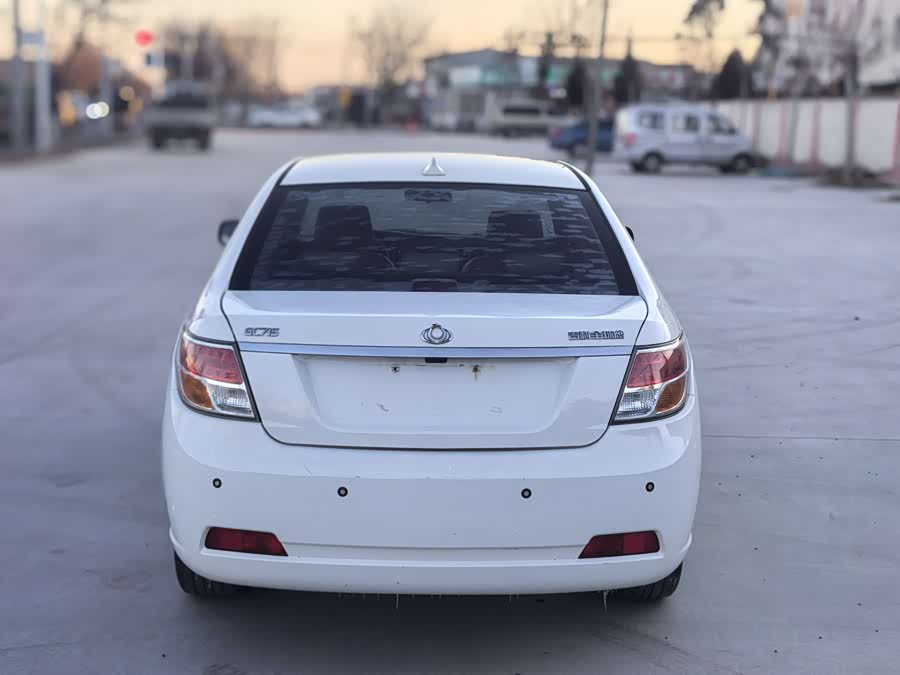 GEELY GC7 2013 car image #5