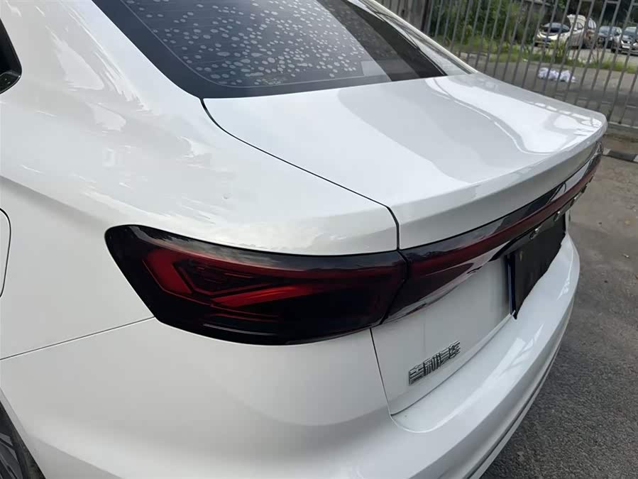 GEELY Emgrand 2022 car image #5
