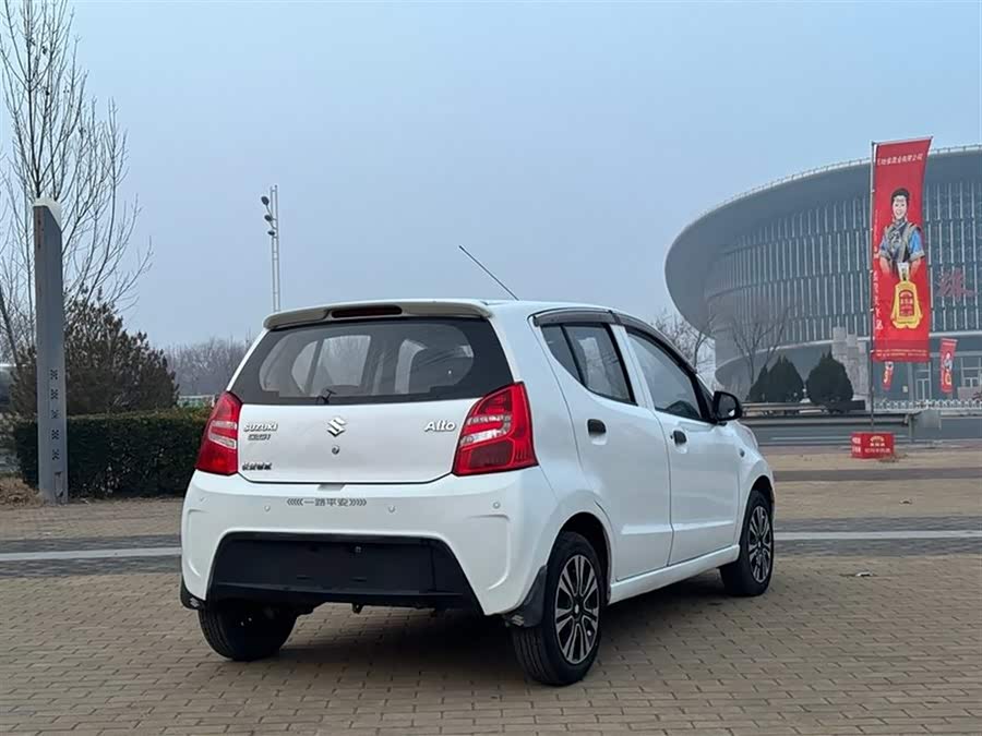 Suzuki 2015 car image #5