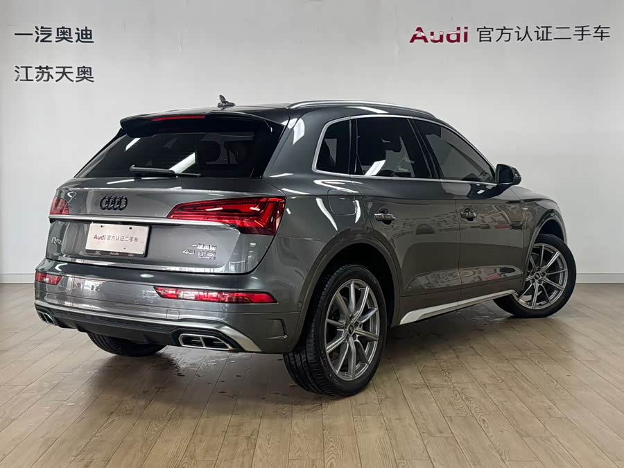 Audi Q5L 2022 car image #5
