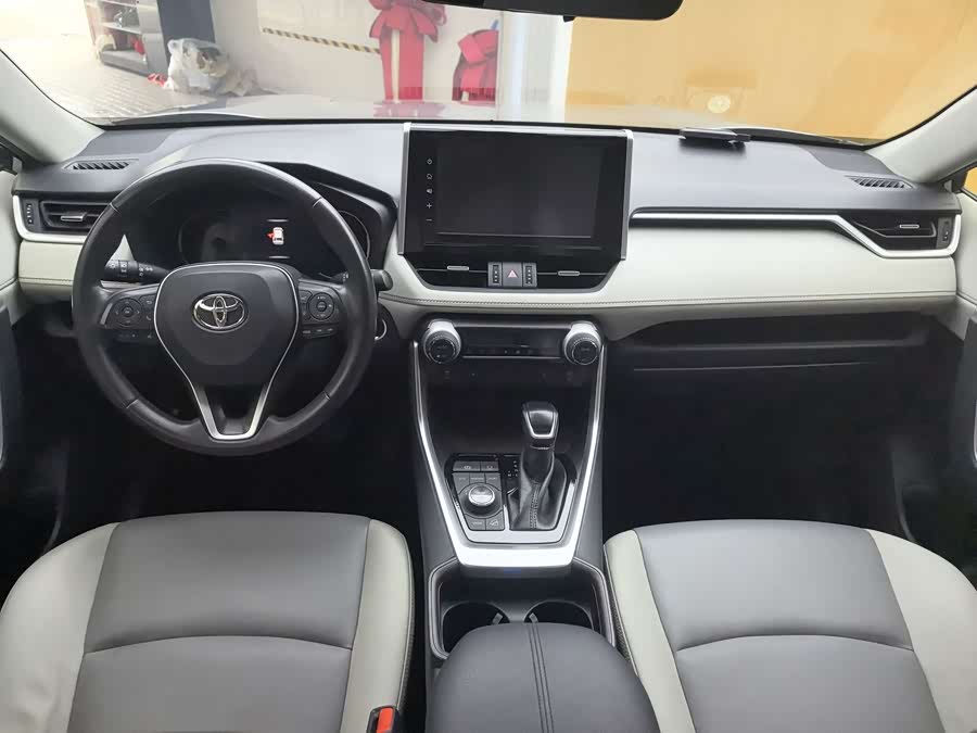 Toyota RAV4 2019 #5 Toyota RAV4 2019 car image #5