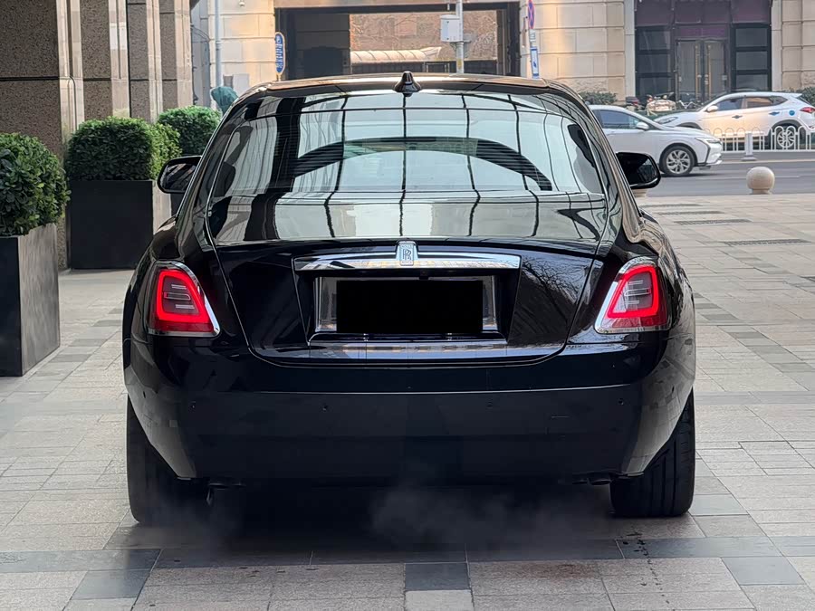 劳斯莱斯 古思特 2022 汽车图片 #5