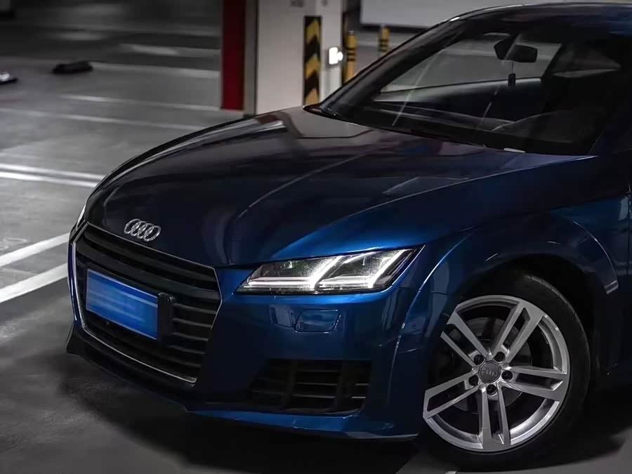 Audi TT 2016 car image #5