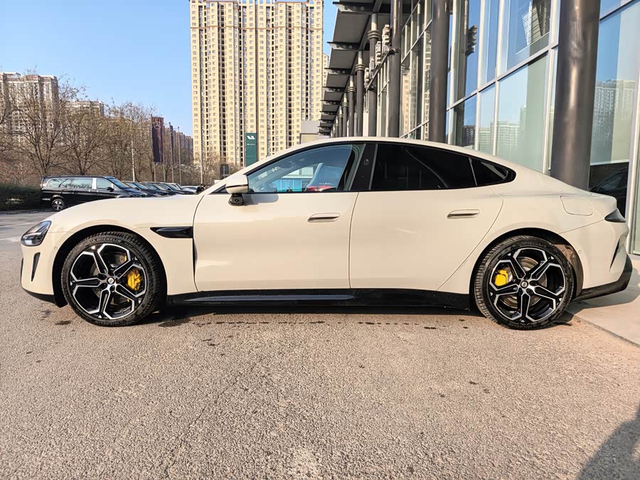 MI SU7 2024 image de voiture #5