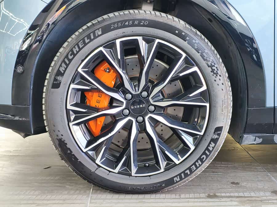 极氪 极氪7X 2024 汽车图片 #5