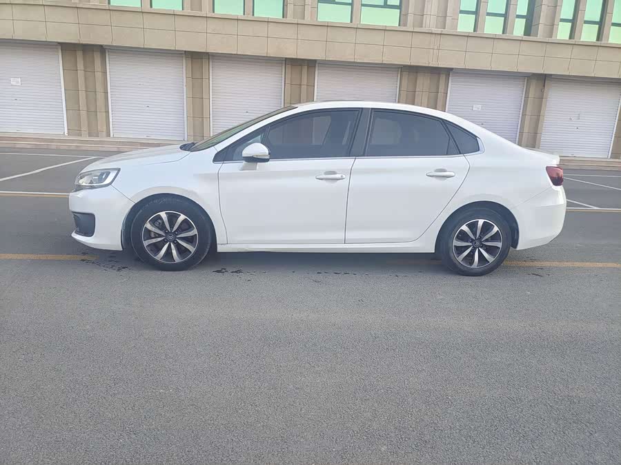 Citroen C4 C-Quatre 2017 car image #5