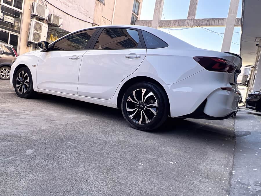 Chevrolet Monza 2021 #5 Chevrolet Monza 2021 car image #5