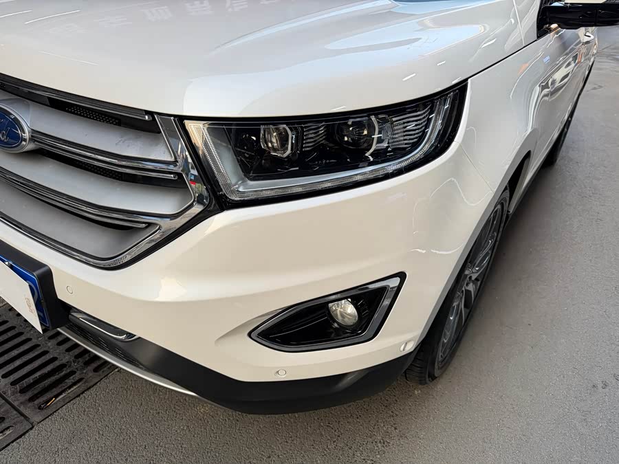 Ford Edge 2018 immagine di auto #5