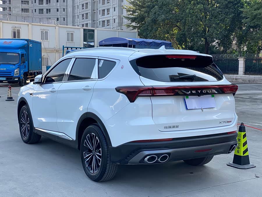 Jetour X70 PLUS 2022 car image #5