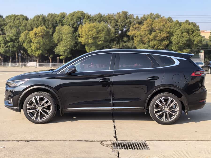 BYD Tang 2019 #5 BYD Tang 2019 car image #5