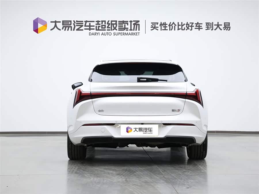 哪吒汽车 哪吒S猎装 2025 #5 哪吒汽车 哪吒S猎装 2025 汽车图片 #5