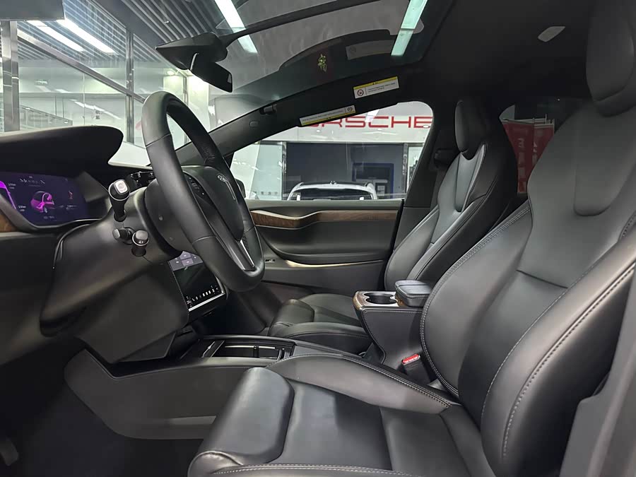 Tesla Model X 2021 #5 Tesla Model X 2021 car image #5