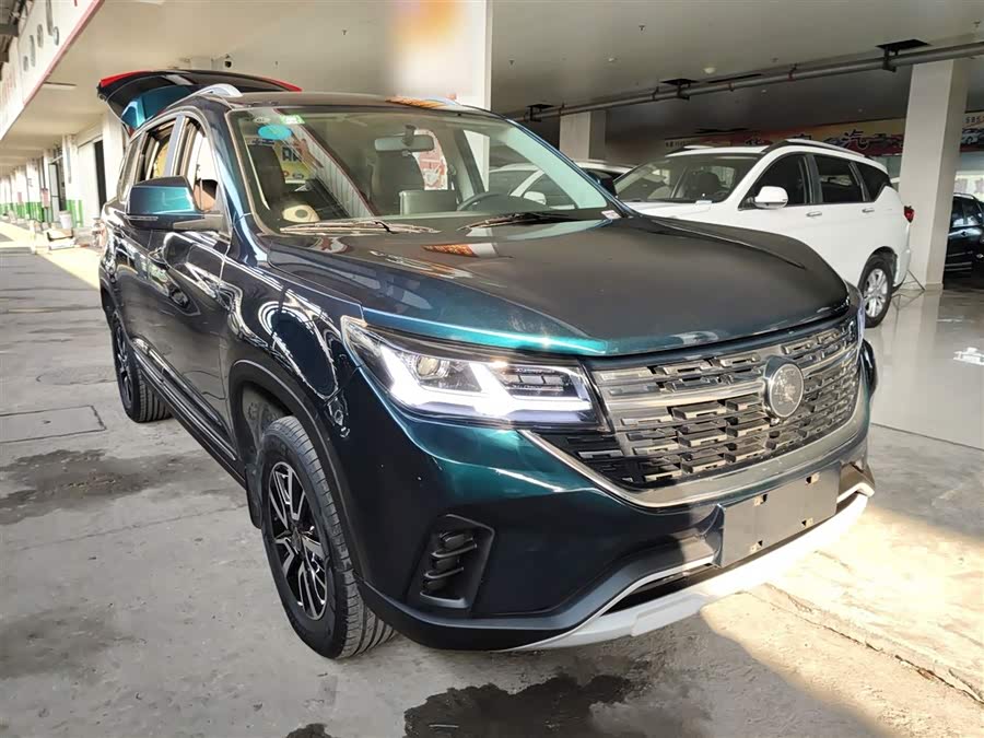 Forthing T5 2023 #5 Forthing T5 2023 صورة سيارة #5