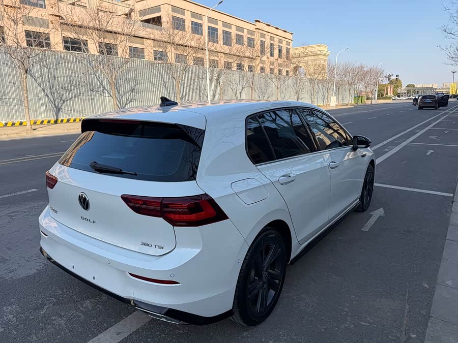 Volkswagen Golf 2023 image de voiture #5