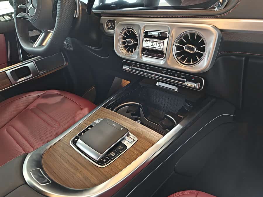 Mercedes-Benz car image #5