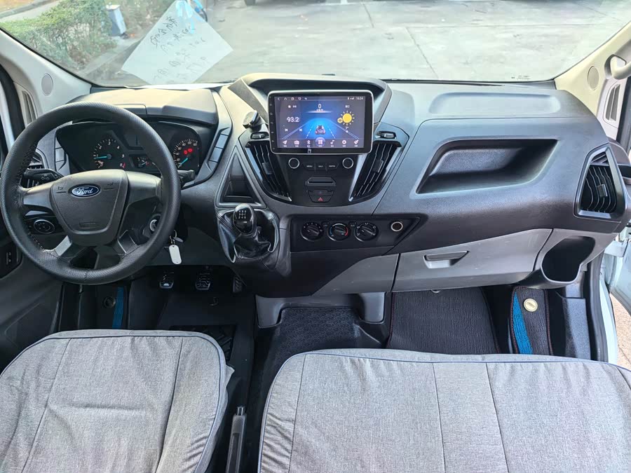 Ford Transit 2021 car image #5