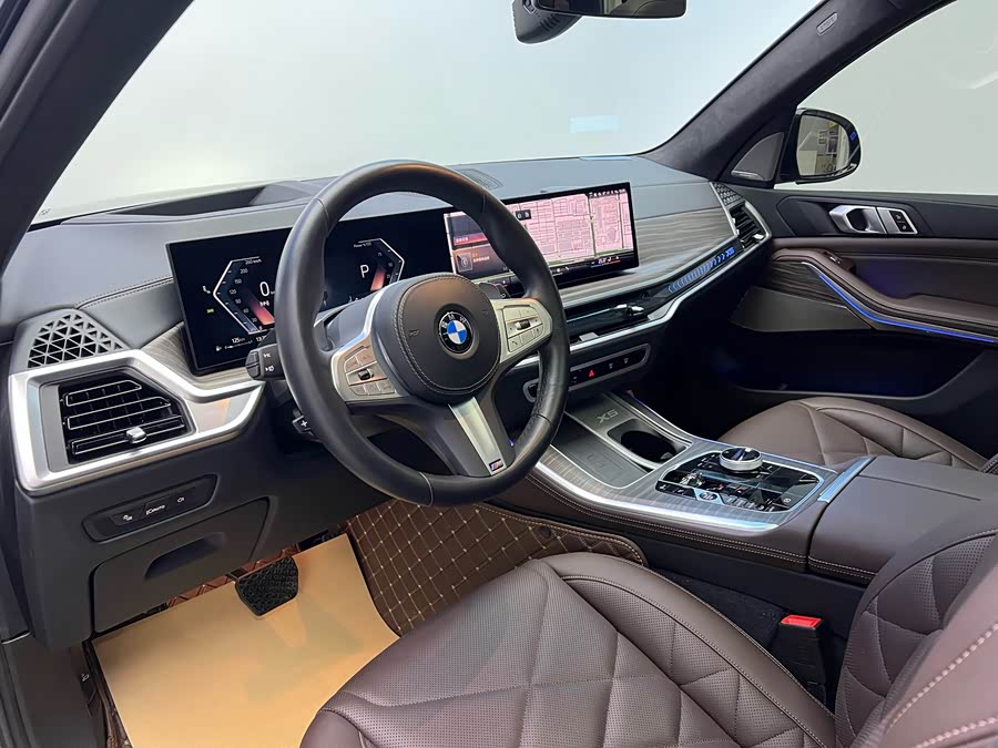 BMW X5 2023 car image #5