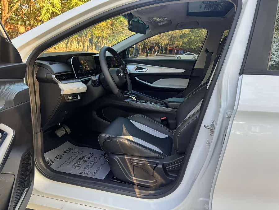 GEELY Binray 2024 car image #5