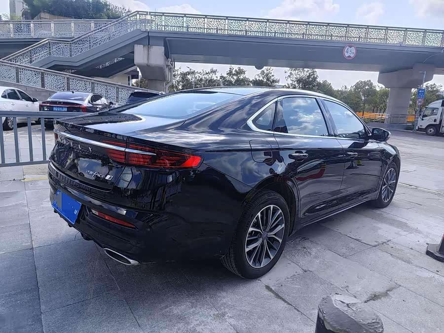 GEELY Preface 2022 image de voiture #5