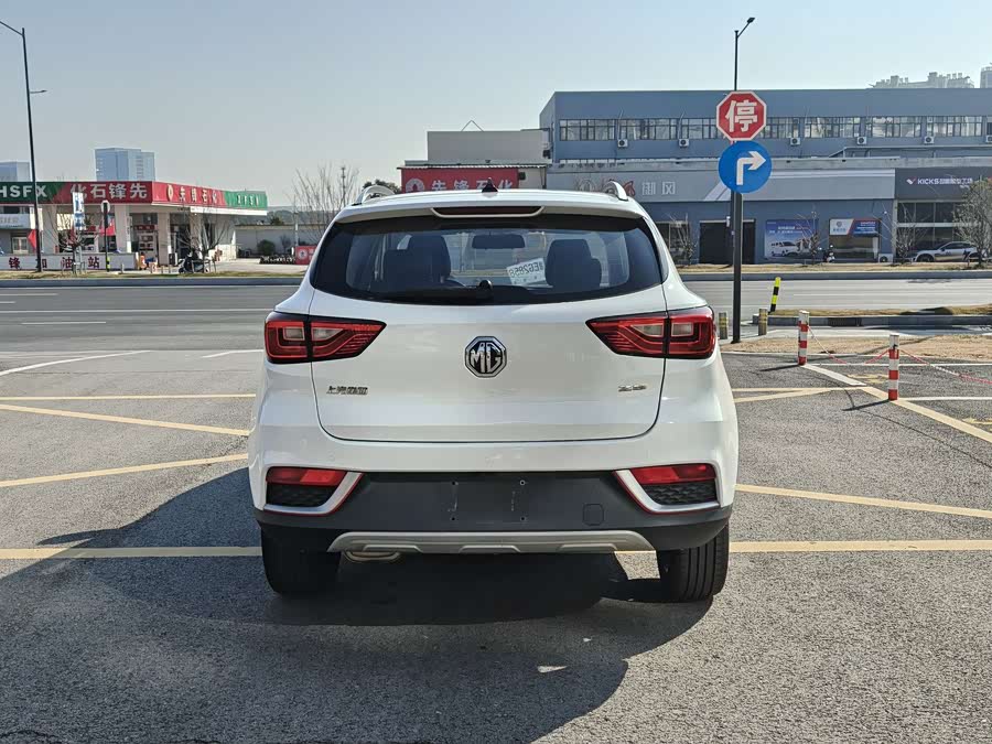 MG ZS 2017 #5 MG ZS 2017 car image #5