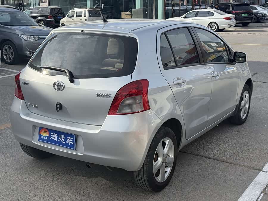 Toyota Yaris 2008 imagem de carro #5