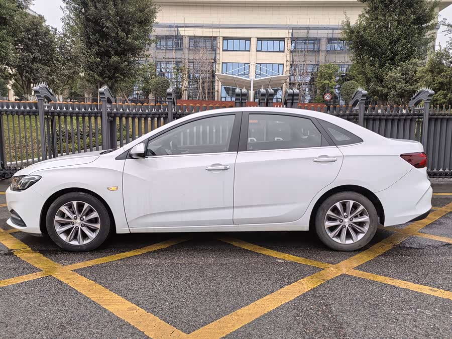 Chevrolet Monza 2019 #5 Chevrolet Monza 2019 car image #5