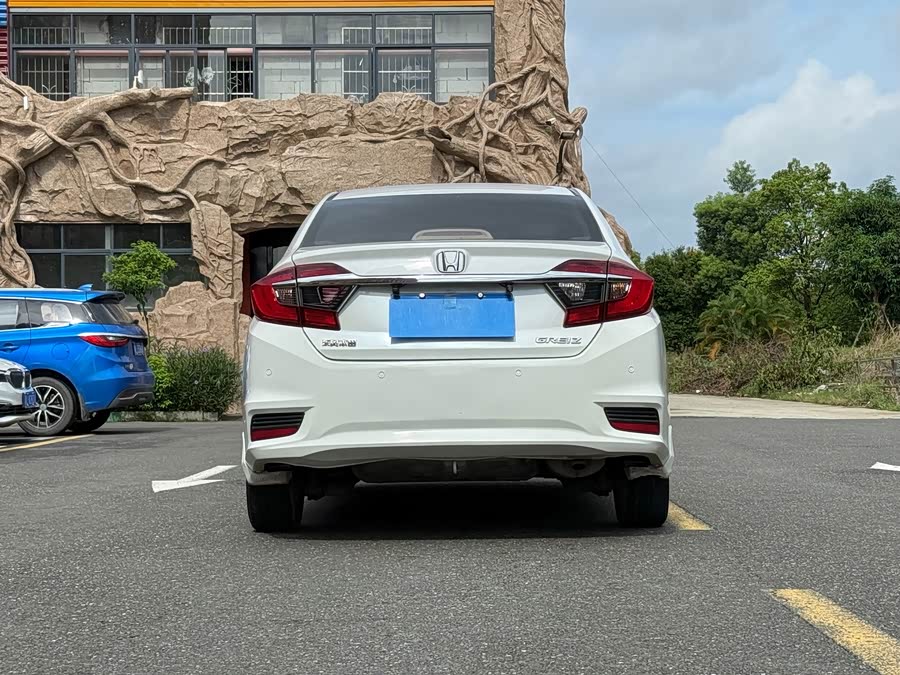 Honda Greiz 2018 car image #5