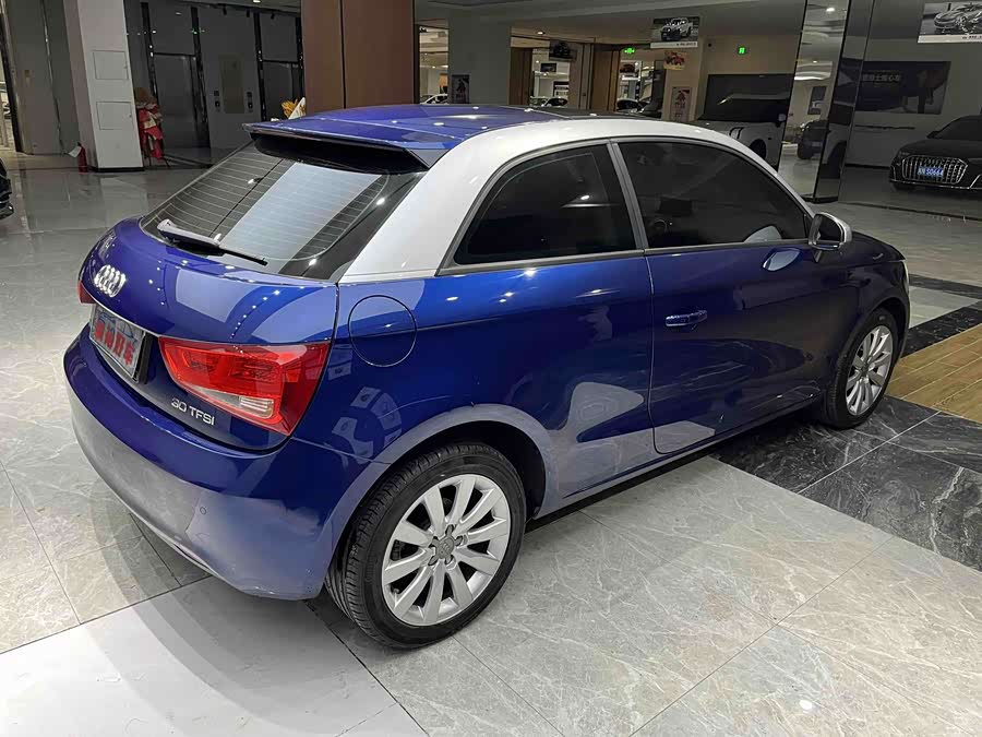 Audi A1 2014 car image #5