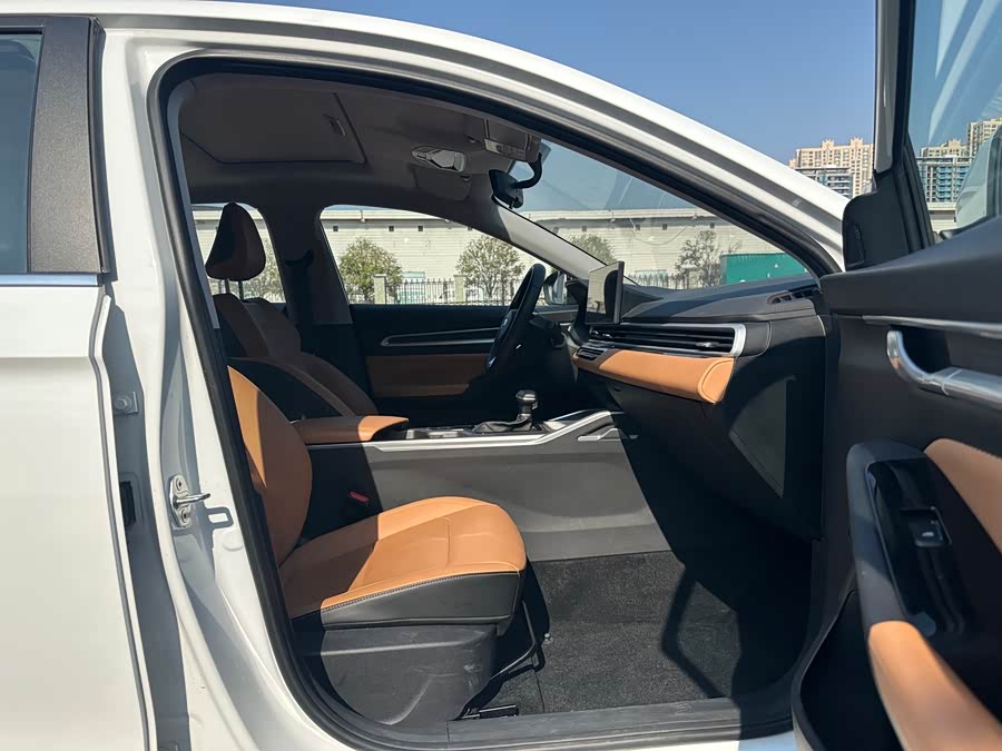 GEELY Emgrand 2024 car image #5