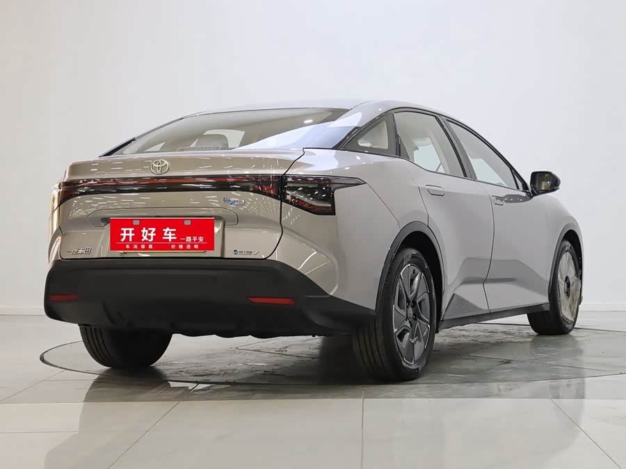 Toyota bZ3 2025 immagine di auto #5