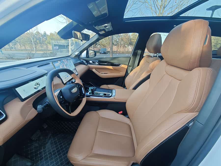 GEELY Boyue L 2025 car image #5