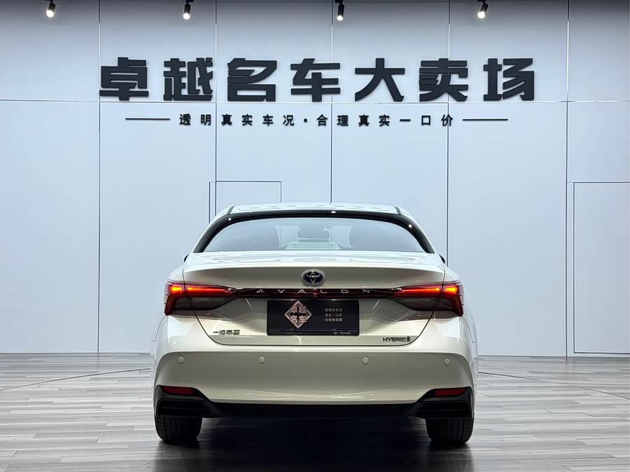 Toyota Avalon 2022 car image #5