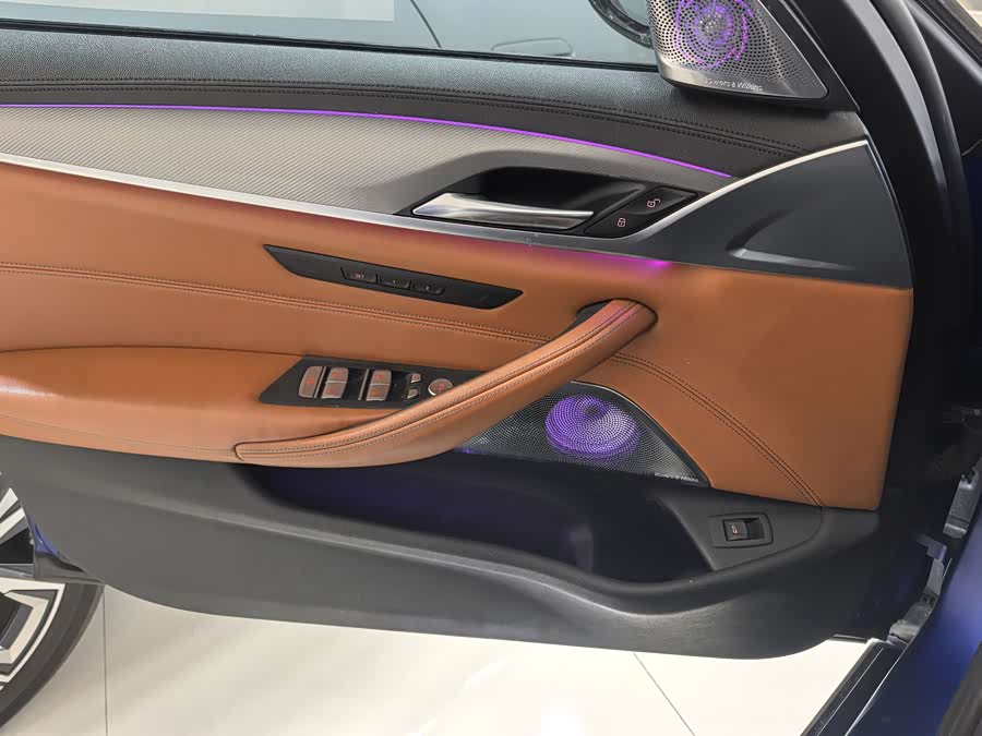 BMW M5 2020 imagen de coche #5