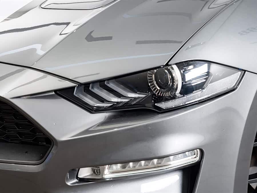 Ford Mustang 2023 car image #5