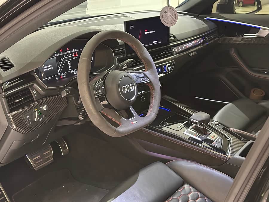 Audi RS 4 2022 immagine di auto #5