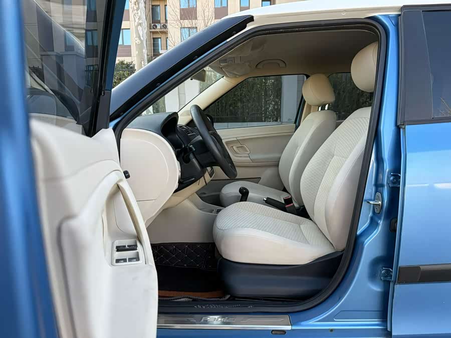 Skoda Fabia 2014 image de voiture #5