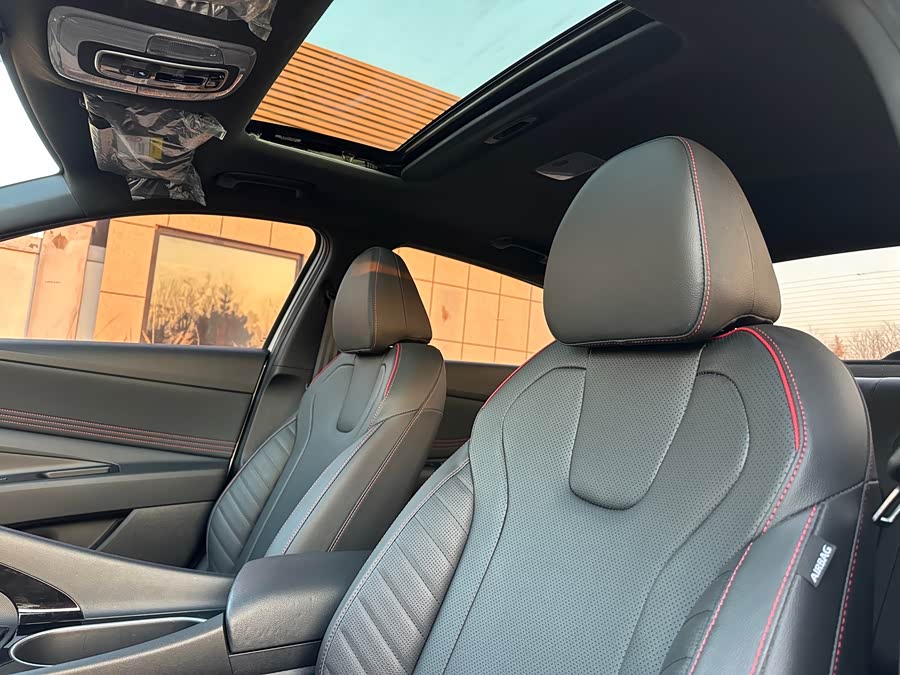 Hyundai Elantra 2023 car image #5