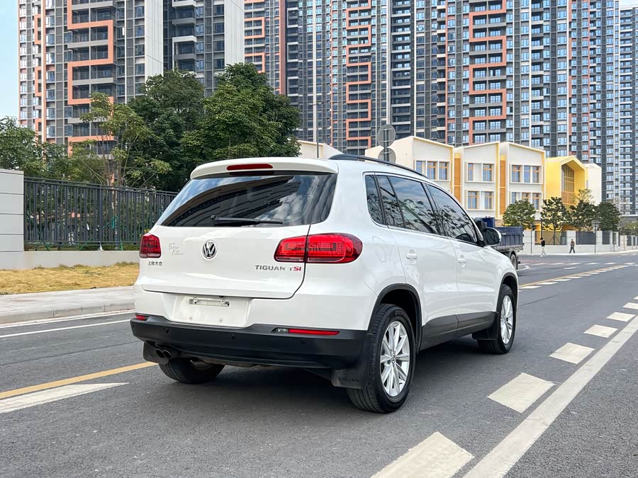 Volkswagen Tiguan 2014 #5 Volkswagen Tiguan 2014 car image #5
