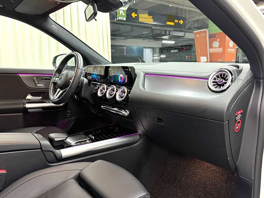 Mercedes-Benz EQA Class 2022 صورة سيارة #5