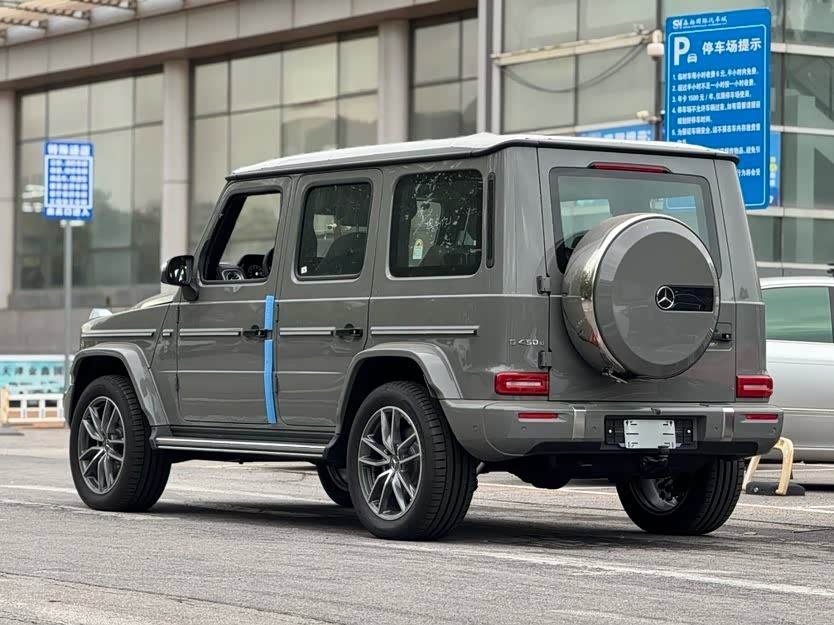 Mercedes-Benz car image #5