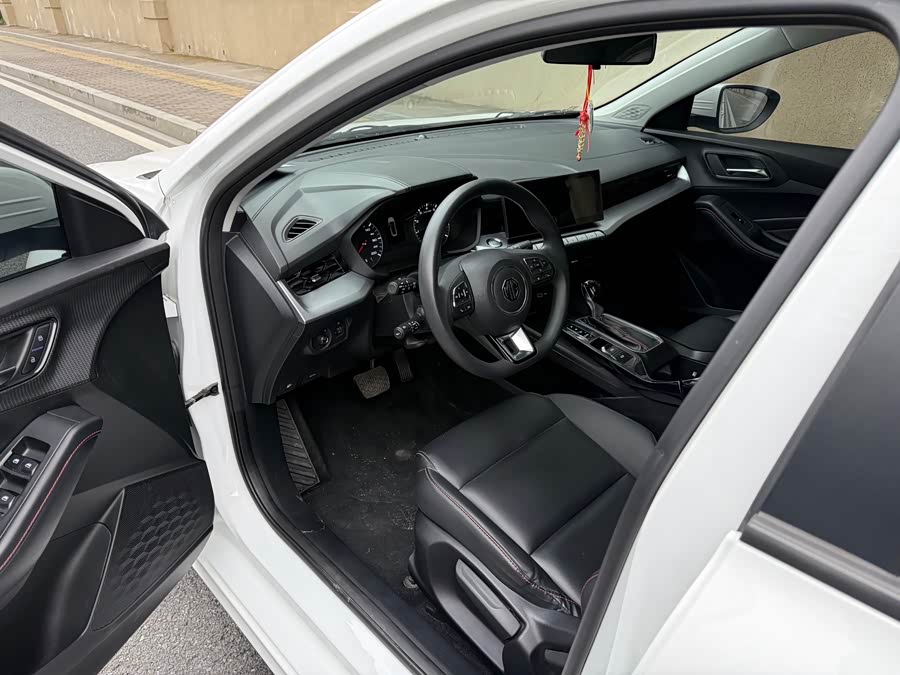 MG 5 2023 car image #5