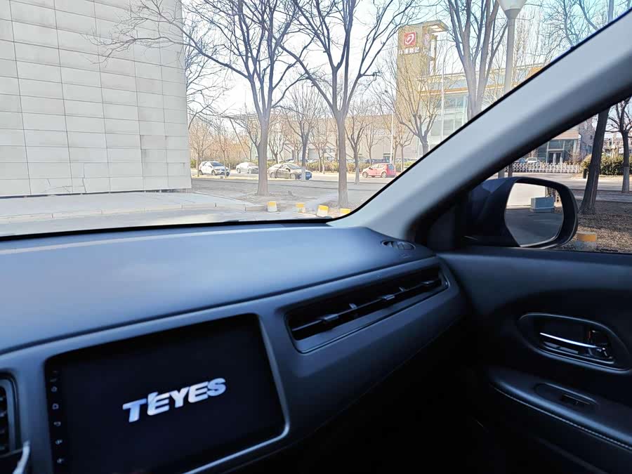 Honda VEZEL 2017 car image #5