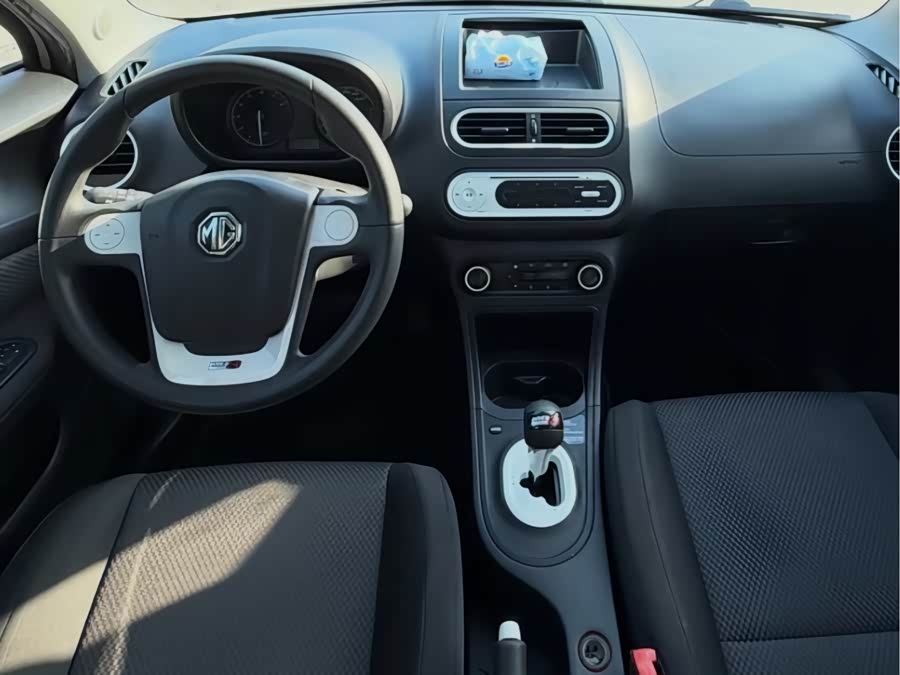 MG 3 2012 car image #5