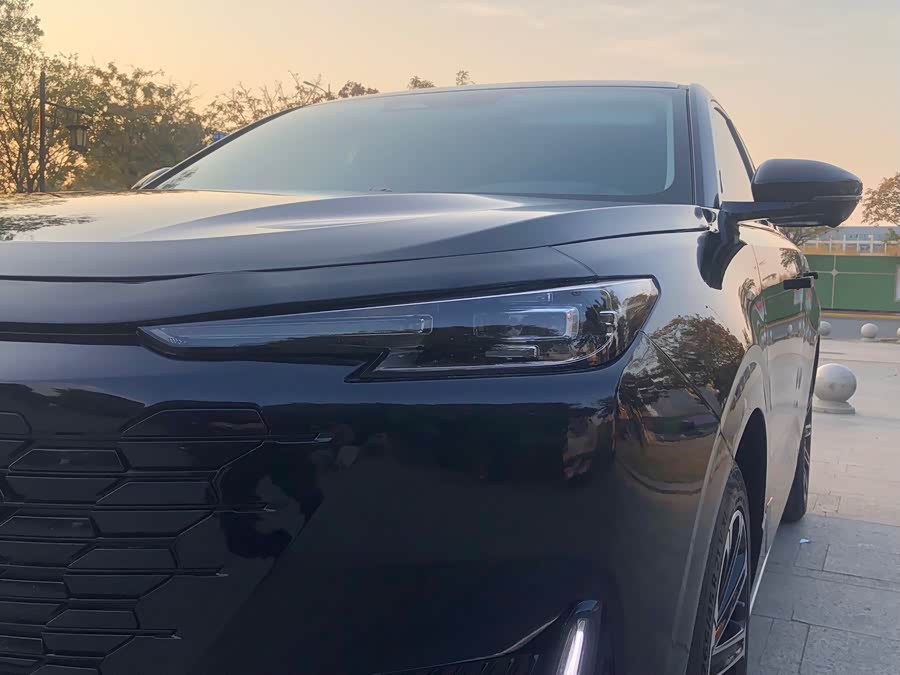 长安 长安UNI-K 智电iDD 2022 汽车图片 #5